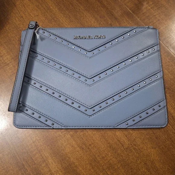 Michael Kors Light Blue Clutch Wristlet, Vintage Collectible ** - Picture 1 of 3